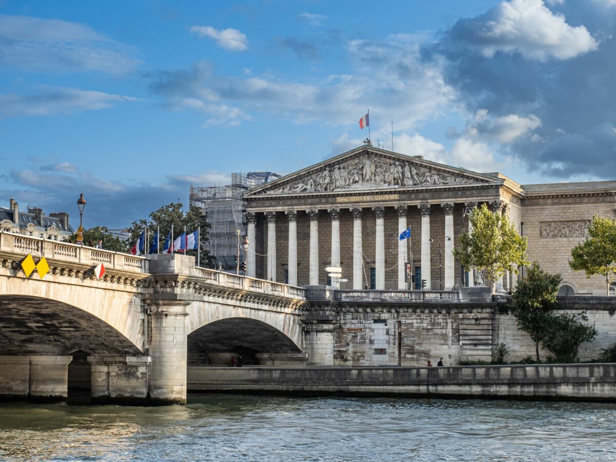 Surtaxe sur les complémentaires santé : les députés la suppriment en commission